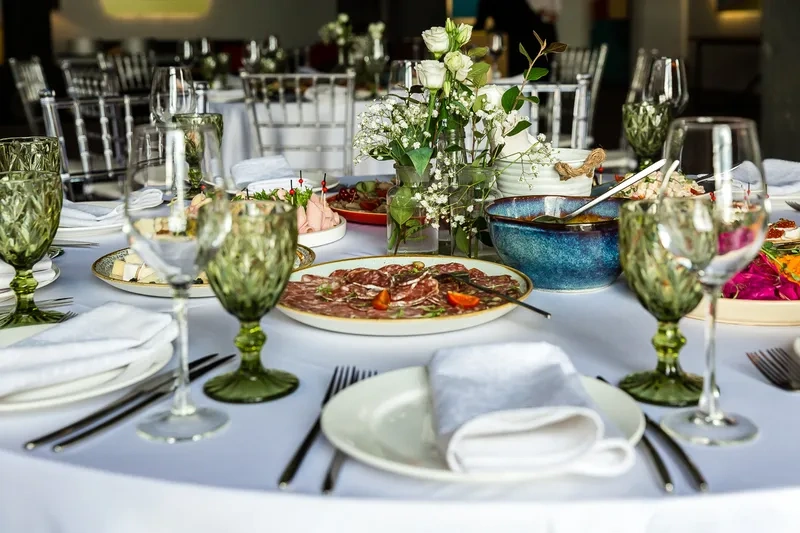 Фото со свадебного банкета в Лофт Порт