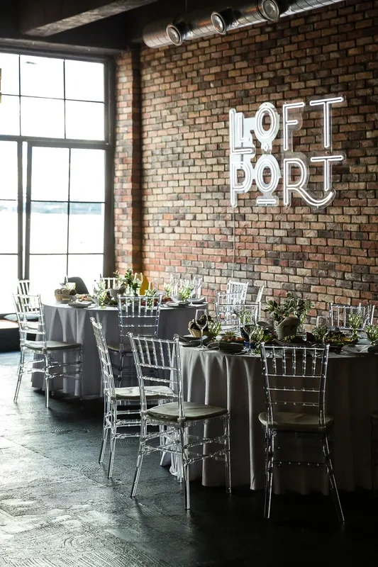 Фото со свадебного банкета в Лофт Порт